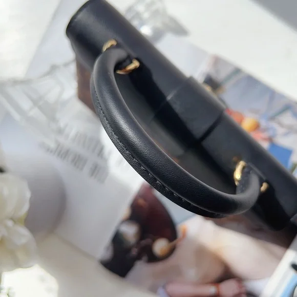 Louis Vuitton Lock BB Black❌sold❌ - Picture 8 of 16